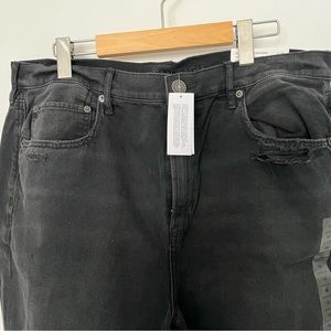NWT American Eagle Ripped Highest Waist '90s Boyfriend Jean